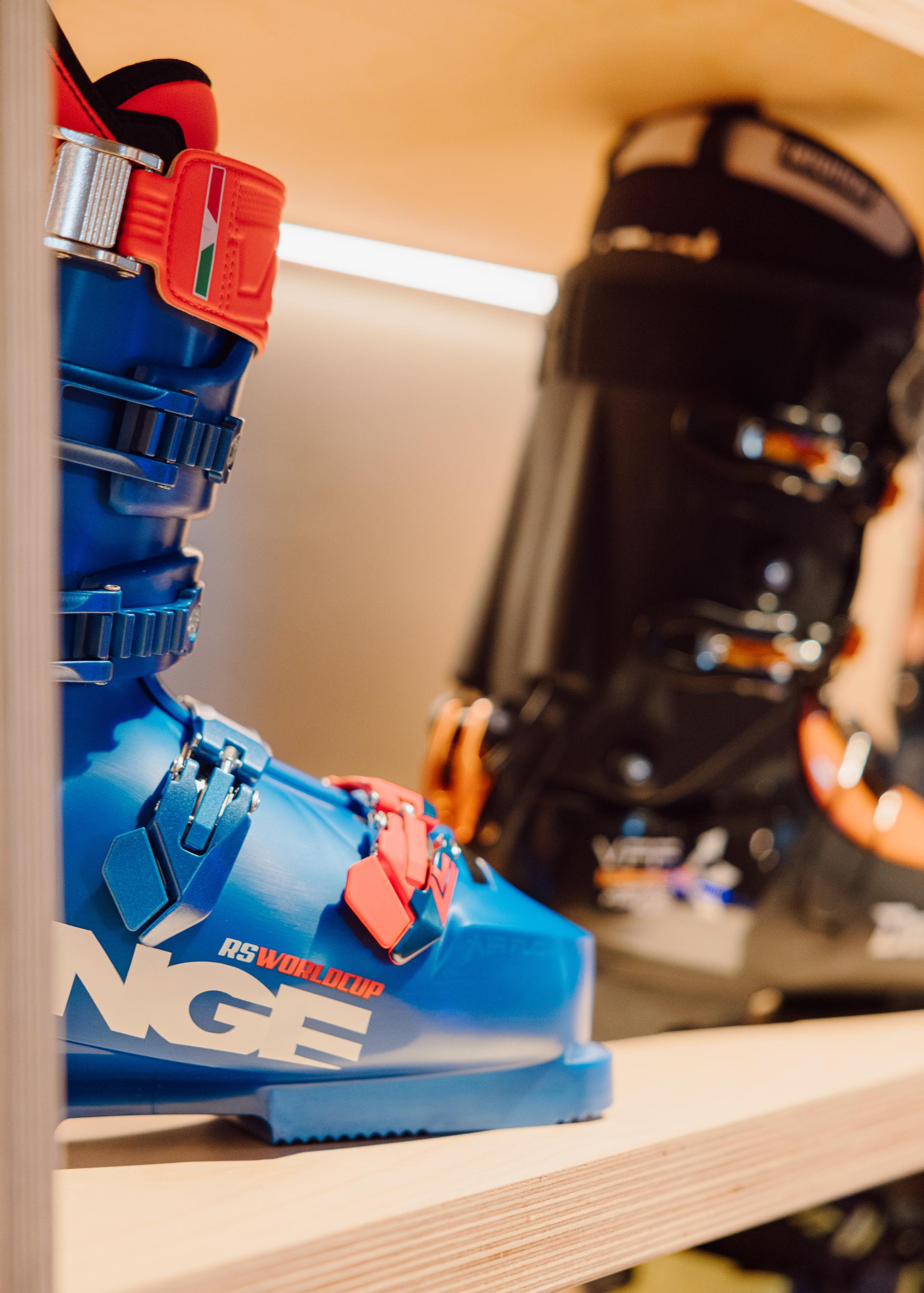 man and woman smiling with wine and cocktails on a deck overlooking the scenic catskill mountains man and woman smiling with wine and cocktails on a deck overlooking the scenic catskill mountains